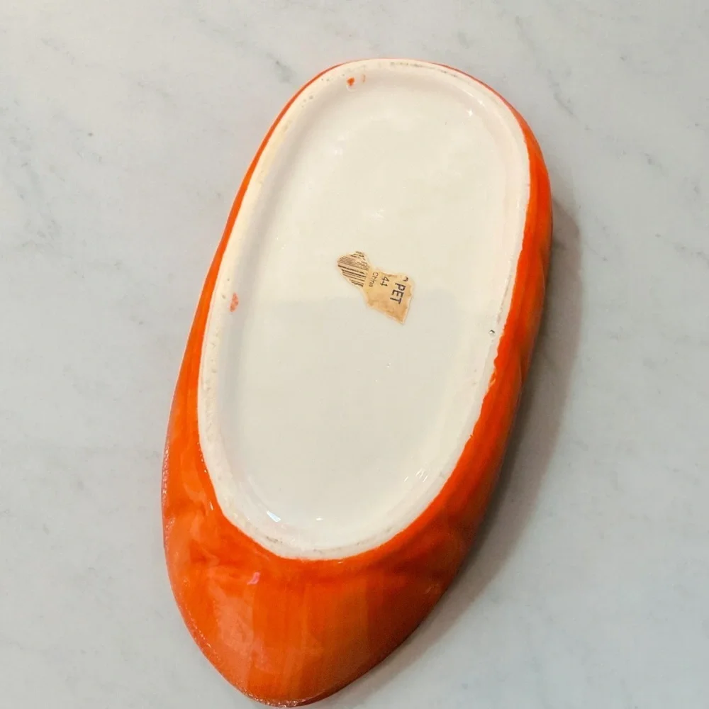 Vege - T - Bowl 22 oz Carrot Bowl Made for Small Pets Rabbits Guinea Pigs - Picture 5 of 5